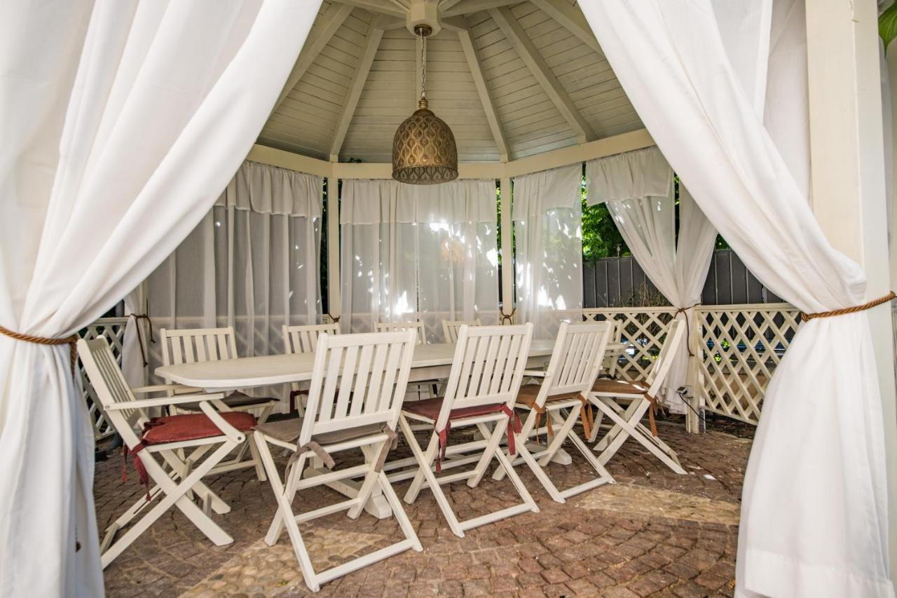 קאטוליקה Villa Fiorita מראה חיצוני תמונה